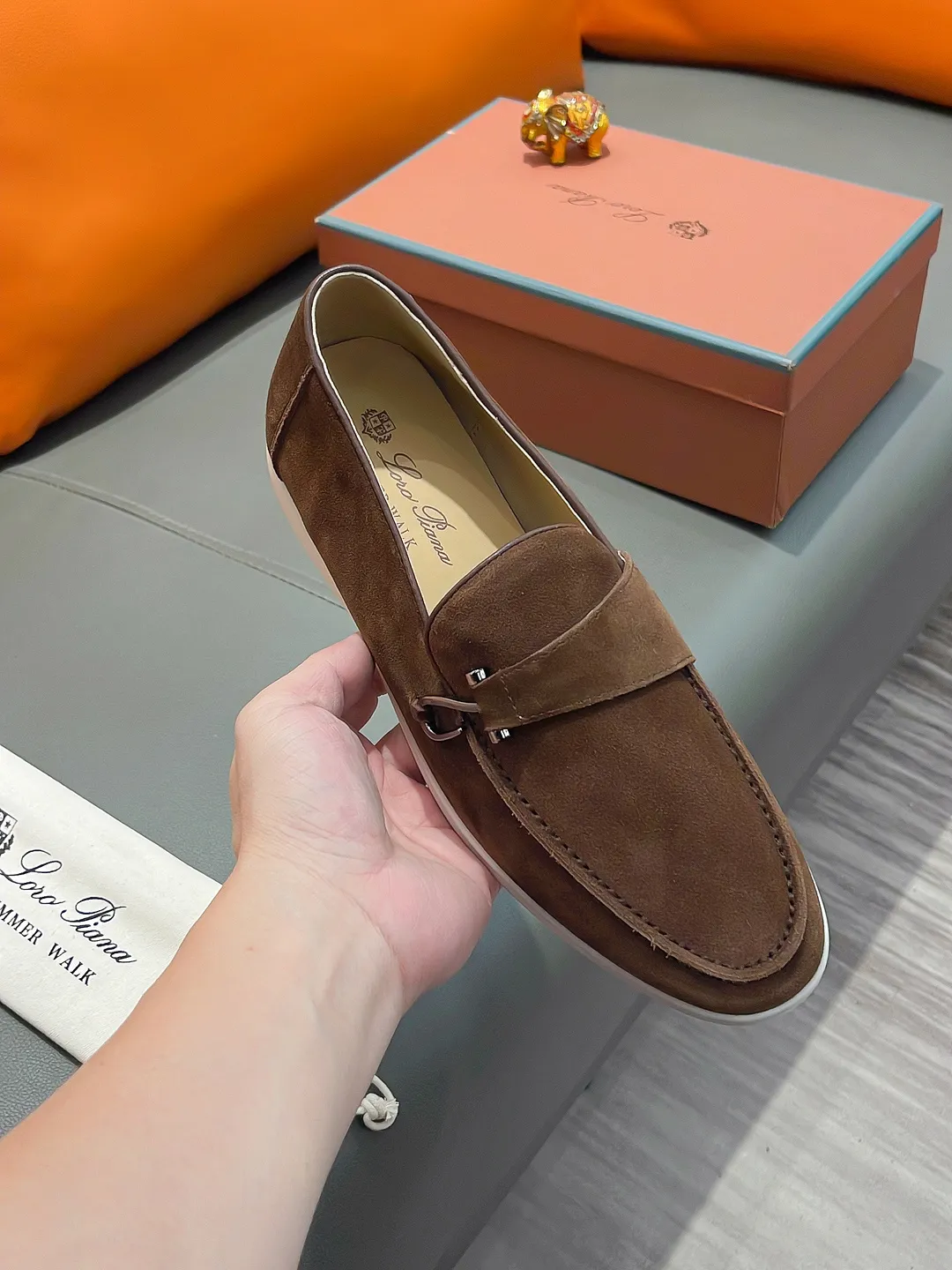 Men's shoes LORO PIANA "LP" P420 Regular size: 38-44 (casual shoes) Product materials: Selected high-mercerized suede upper, comfortable sheepskin lining; original outsole.